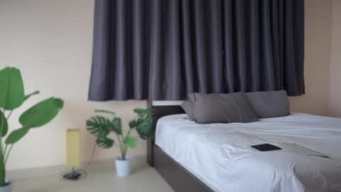 Kate  stream  1200 pm -800 pm UTC 7 online show from 04-16-26, 06:03