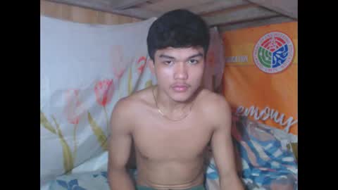 Snapshot of hotking_cummer chatting on 10-27-25, 05:33 hotking_cummer online show from 10-27-25, 05:33