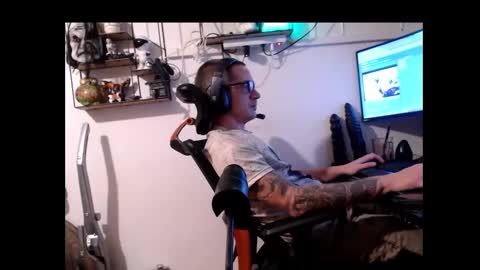 Snapshot of hotkinkytat chatting on 12-08-24, 05:29 hotkinkytat online show from 12-08-24, 05:29