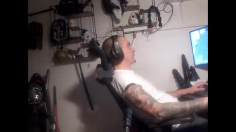 Snapshot of hotkinkytat chatting on 01-24-25, 12:31 hotkinkytat online show from 01-24-25, 12:31