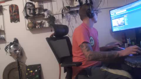 Snapshot of hotkinkytat chatting on 11-07-25, 12:32 hotkinkytat online show from 11-07-25, 12:32