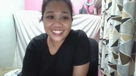 Snapshot of hotlavender chatting on 06-18-26, 11:58 hotlavender online show from 06-18-26, 11:58