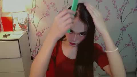 XANDRA online show from 10-23-25, 09:19