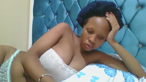 Snapshot of hotlove255 chatting on 04-16-26, 07:09 hotlove255 online show from 04-16-26, 07:09