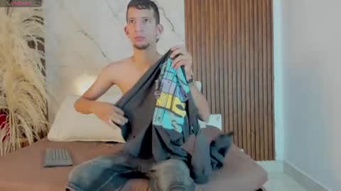hotlovestory online show from 07-23-26, 11:08