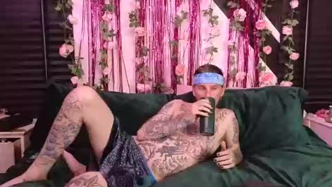 NEXT SHOW JAN 31 online show from 07-05-26, 02:18