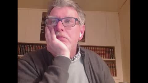 Snapshot of hotlux_54 chatting on 03-07-25, 11:38 hotlux_54 online show from 03-07-25, 11:38