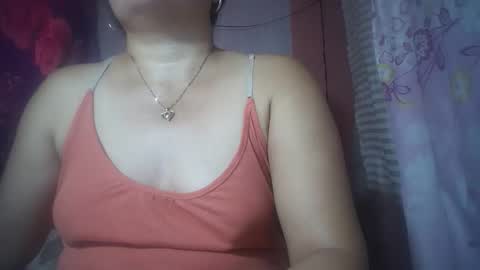Snapshot of hotmatureladyxxx chatting on 04-20-26, 06:16 hotmatureladyxxx online show from 04-20-26, 06:16