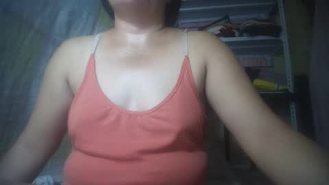 Snapshot of hotmatureladyxxx chatting on 05-12-26, 07:00 hotmatureladyxxx online show from 05-12-26, 07:00