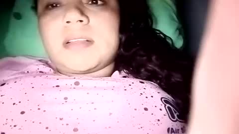 Snapshot of hotmaturelatin chatting on 02-05-25, 03:02 JADE online show from 02-05-25, 03:02