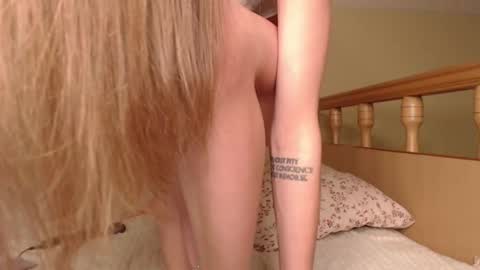 Snapshot of hotmp4 chatting on 02-09-25, 11:15 hotmp4 online show from 02-09-25, 11:15