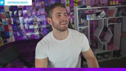 hotmuscles6t9 online show from 01-05-25, 08:22