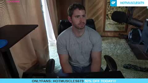 Snapshot of hotmuscles6t9 chatting on 07-08-26, 11:42 hotmuscles6t9 online show from 07-08-26, 11:42