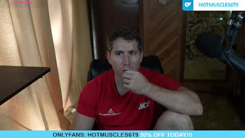 Snapshot of hotmuscles6t9 chatting on 07-18-26, 03:27 hotmuscles6t9 online show from 07-18-26, 03:27