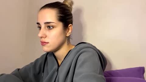 hotmusex online show from 10-27-25, 02:21