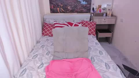 Snapshot of hotnasty_madisson chatting on 01-02-25, 05:46 Madi online show from 01-02-25, 05:46