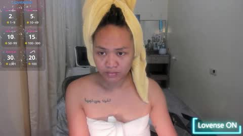 Snapshot of hotnasty_madisson chatting on 11-18-25, 12:09 Madi online show from 11-18-25, 12:09