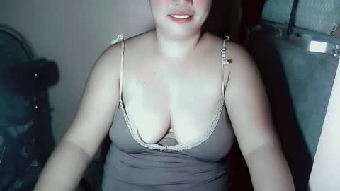 hotnathaly92 online show from 05-13-26, 07:00