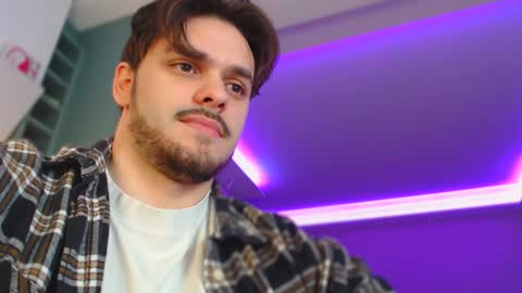 Snapshot of hotpolishsausage chatting on 12-14-24, 02:01 Jason online show from 12-14-24, 02:01