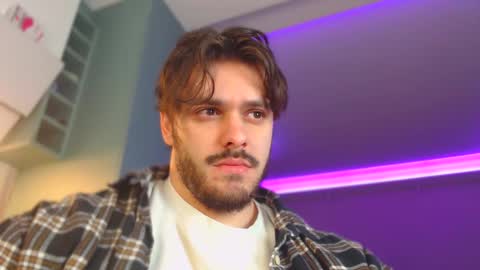 Snapshot of hotpolishsausage chatting on 02-16-25, 12:19 Jason online show from 02-16-25, 12:19