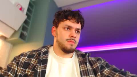 Snapshot of hotpolishsausage chatting on 09-30-25, 03:00 Jason online show from 09-30-25, 03:00