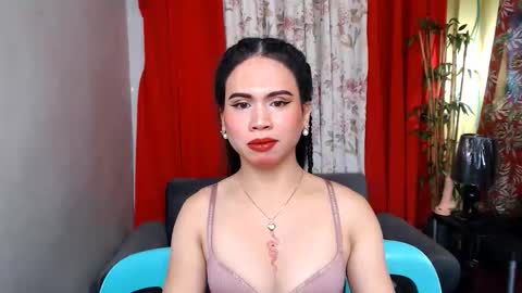 Snapshot of hotsinfulbabes_savana chatting on 05-06-26, 02:08 Savana olala online show from 05-06-26, 02:08