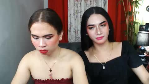 Snapshot of hotsinfulbabes_savana chatting on 05-22-26, 12:00 Savana olala online show from 05-22-26, 12:00