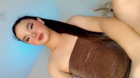 Snapshot of hotsiren101 chatting on 07-20-26, 05:22 hotsiren101 online show from 07-20-26, 05:22