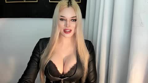 STELLA online show from 10-25-25, 05:15