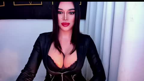 Snapshot of hotstellacumxxx chatting on 07-04-26, 10:49 STELLA online show from 07-04-26, 10:49