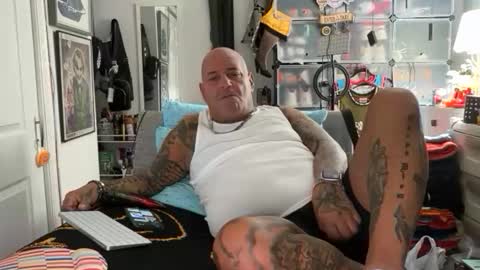 Snapshot of hotstuff775616 chatting on 11-06-25, 02:12 hotstuff775616 online show from 11-06-25, 02:12