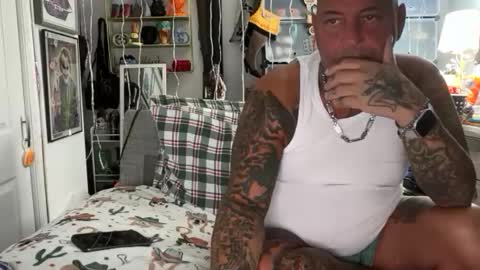 Snapshot of hotstuff775616 chatting on 12-05-25, 02:42 hotstuff775616 online show from 12-05-25, 02:42