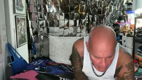 hotstuff775616 online show from 04-28-26, 02:38