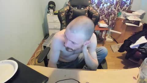 Snapshot of hotsummer1996 chatting on 03-07-25, 05:06 hot online show from 03-07-25, 05:06