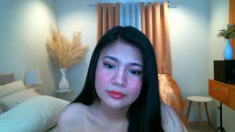 Snapshot of hotsweetangel00 chatting on 06-20-26, 03:20 Sweet Angel online show from 06-20-26, 03:20