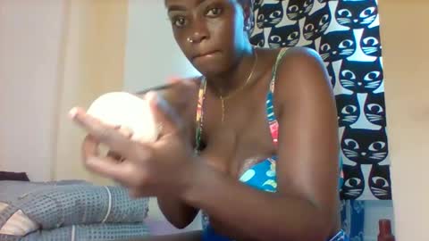 Snapshot of hott_amalia chatting on 12-03-25, 12:58 Amalia online show from 12-03-25, 12:58