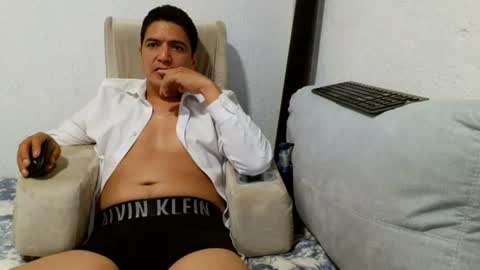 Snapshot of hott_mexican chatting on 06-16-26, 12:13 YAYO online show from 06-16-26, 12:13