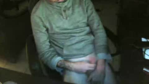 Snapshot of hottattoo91 chatting on 11-01-25, 05:53 hottattoo91 online show from 11-01-25, 05:53