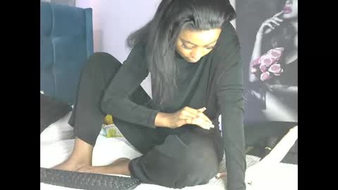 hottestchocolate online show from 10-22-25, 12:27
