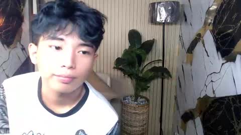 hottestloues online show from 05-31-26, 07:59
