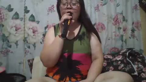 Snapshot of hottie_amanda69 chatting on 06-20-26, 06:27 hottie_amanda69 online show from 06-20-26, 06:27