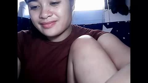 Snapshot of hottie_asianbabe chatting on 09-10-25, 02:00 Leen online show from 09-10-25, 02:00
