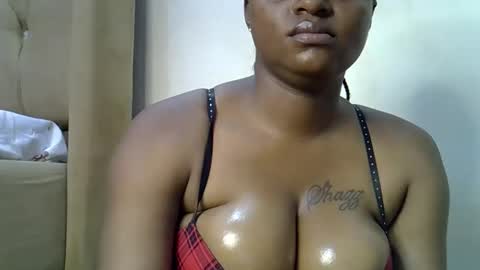 Snapshot of hottie_divaa chatting on 05-17-26, 01:14 hottie_divaa online show from 05-17-26, 01:14