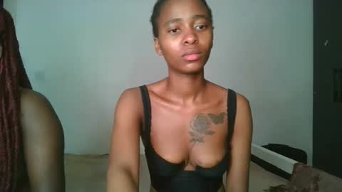 hottie_mistie online show from 06-04-26, 06:47