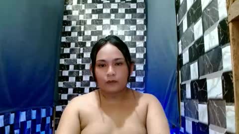 hottie_uzeah21 online show from 06-04-26, 04:51