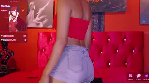 Veronica independent model online show from 05-18-26, 08:03