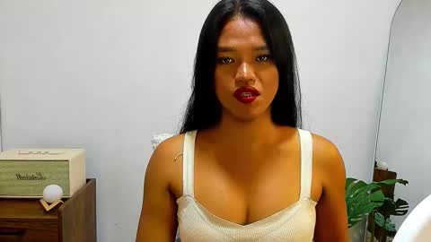 Snapshot of hottieelijah760282 chatting on 10-17-25, 06:27 Maxine online show from 10-17-25, 06:27