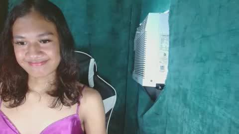 hottiest_luna online show from 05-17-26, 02:42