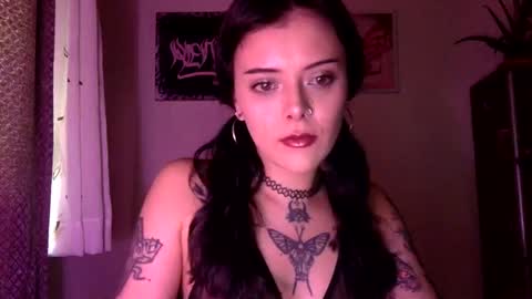Snapshot of hottietat4u chatting on 02-05-25, 04:47 Tat online show from 02-05-25, 04:47