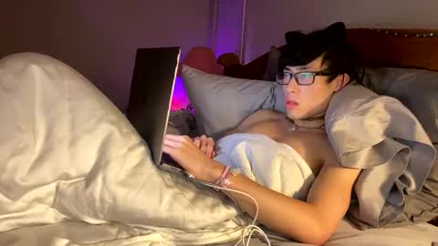 hottiewithabody101 online show from 06-08-26, 01:28